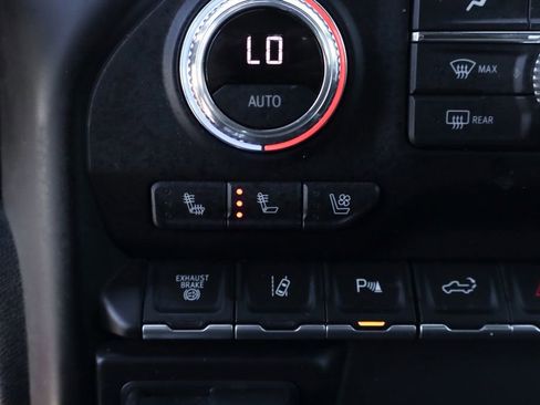 Used 2022 GMC Sierra 2500 AT4 w/ AT4 Premium Plus Package image 47