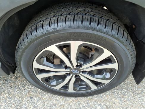 Certified 2023 Subaru Forester Limited AWD/4WD image 6