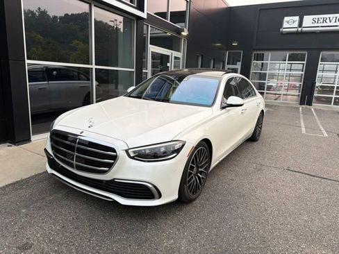 Used 2021 Mercedes-Benz S 580 4MATIC Sedan image 1