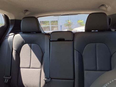 New 2025 Volvo XC40 B5 Core w/ Climate Package image 19