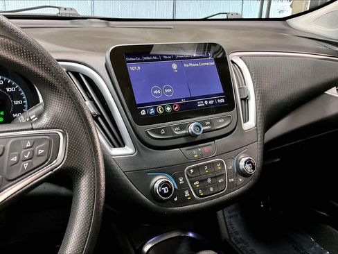 Used 2023 Chevrolet Malibu LT image 9