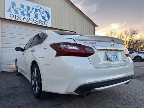 Used 2018 Nissan Altima 2.5 SR w/ SR Special Edition image 21