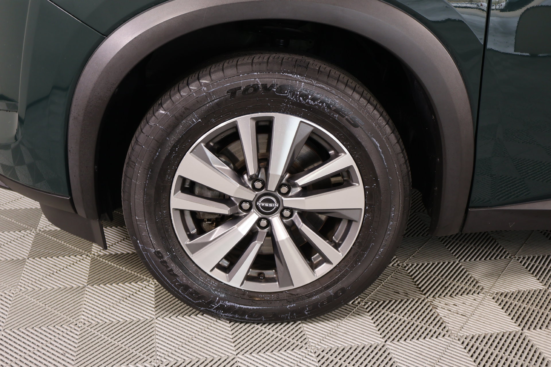 Used 2023 Nissan Pathfinder SL AWD/4WD image 18