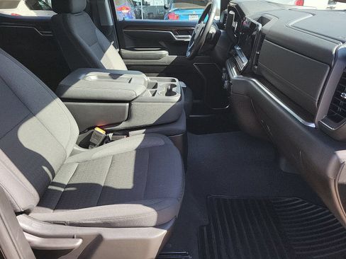 Used 2025 Chevrolet Silverado 1500 LT RWD image 26
