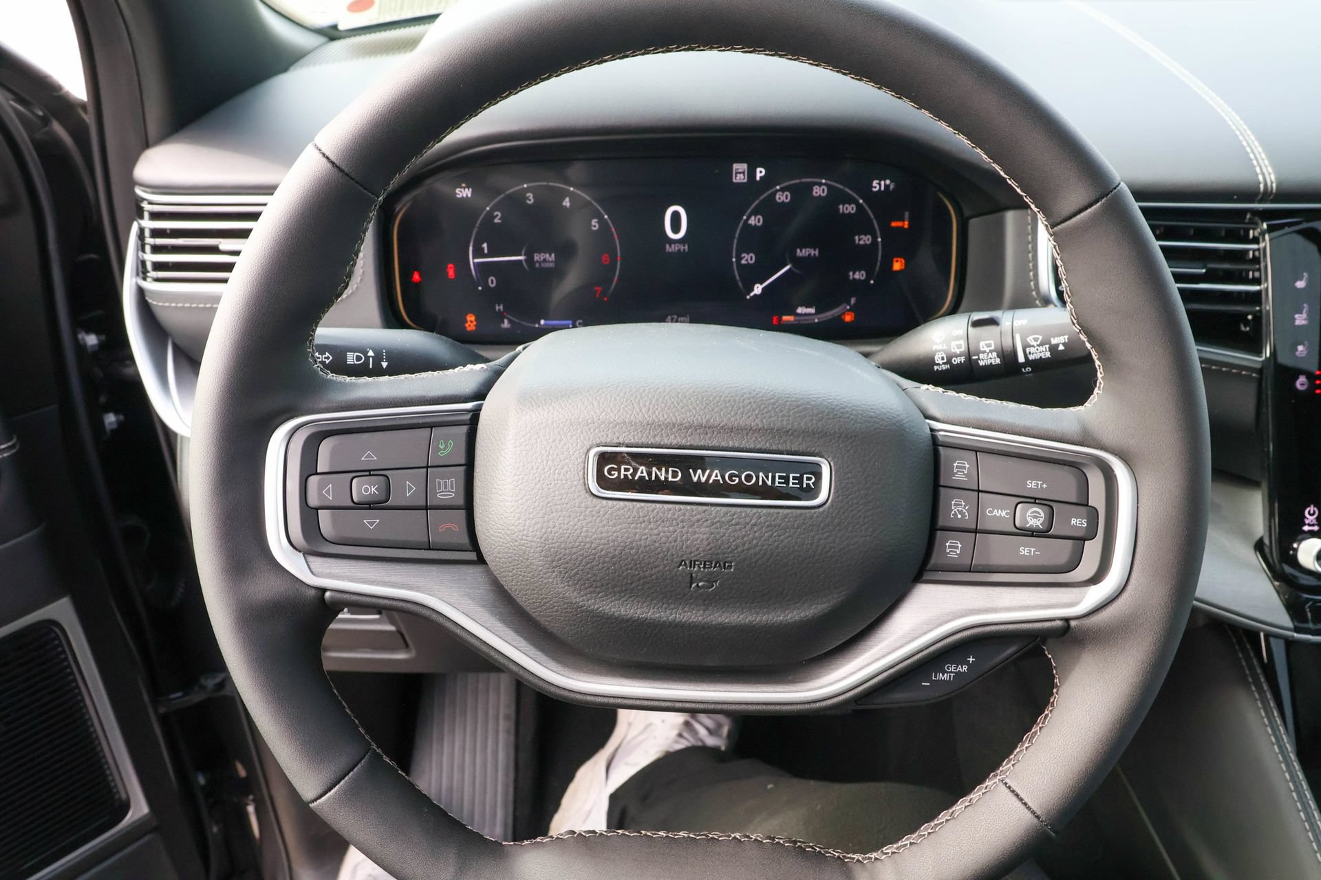 New 2026 Jeep Grand Wagoneer Limited AWD/4WD image 32