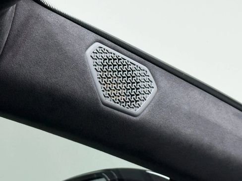 Used 2021 Lamborghini Urus image 43