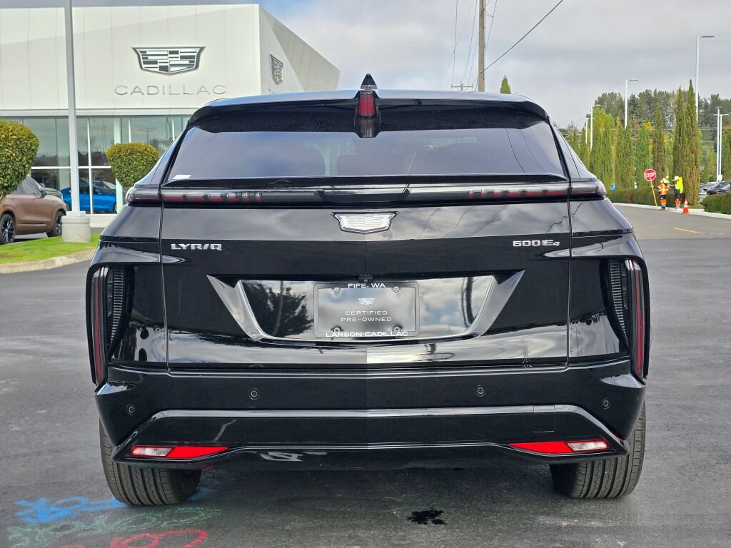 Used 2024 Cadillac Lyriq Sport AWD/4WD image 5