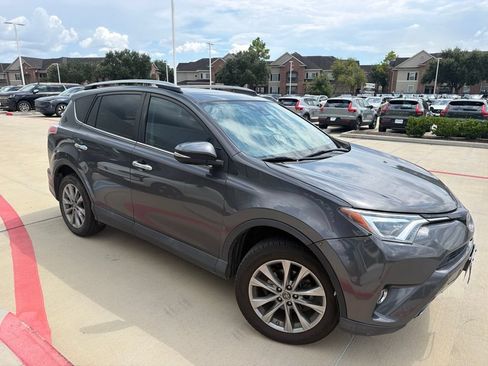 Used 2017 Toyota RAV4 Limited w/ Advanced Technology Package FWD image 7