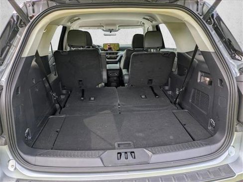 Used 2025 Ford Explorer Active w/ Active Comfort Package image 20