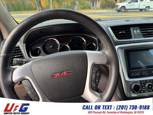 Used 2014 GMC Acadia SLT image 9