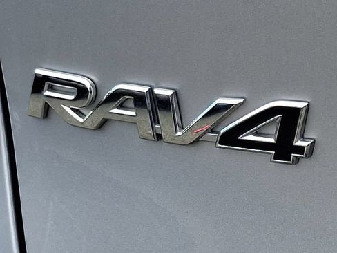 Certified 2024 Toyota RAV4 XLE AWD/4WD image 29