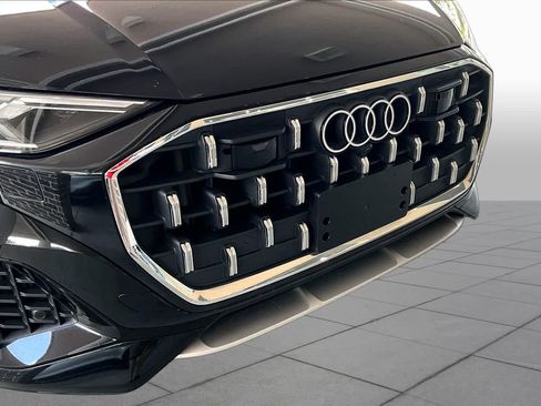 Used 2024 Audi Q8 Premium Plus w/ Premium Plus Package AWD/4WD image 30