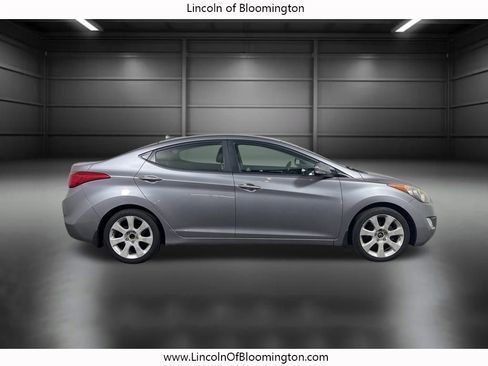 Used 2013 Hyundai Elantra Limited image 11