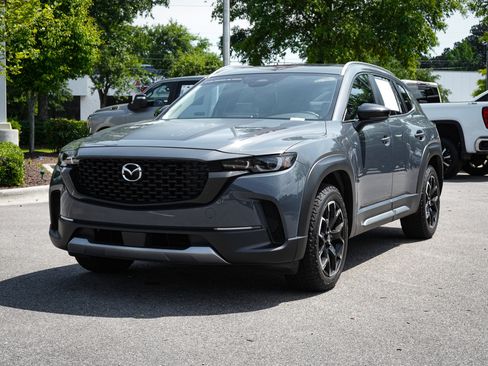 Certified 2025 MAZDA CX-50 Meridian Edition w/ Cargo Package AWD/4WD image 5
