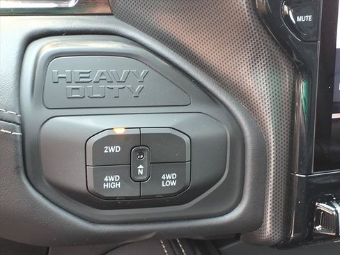New 2026 RAM 2500 Limited AWD/4WD image 30