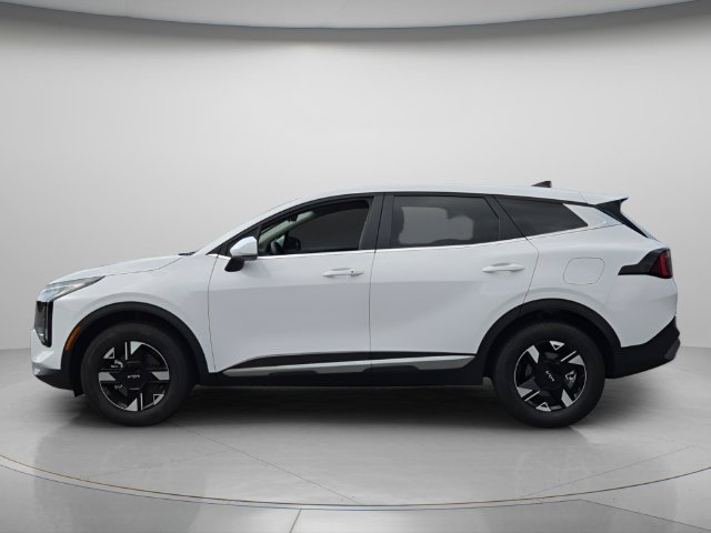 Certified 2026 Kia Sportage LX AWD/4WD image 3