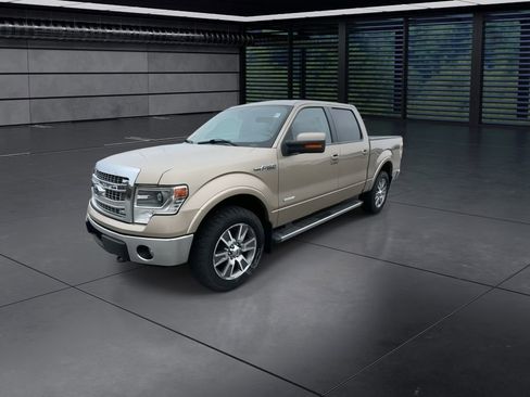 Used 2014 Ford F150 Lariat w/ Equipment Group 502A Luxury image 4
