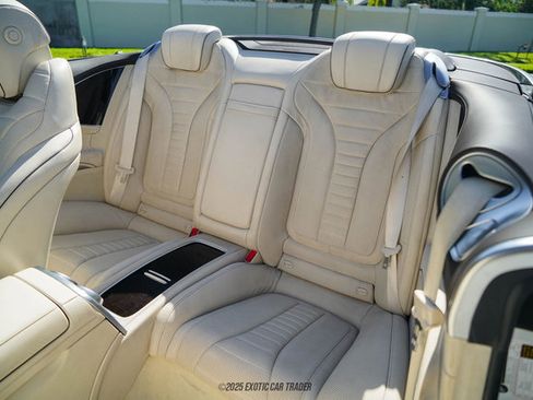 Used 2019 Mercedes-Benz S 560 Cabriolet image 57