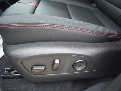 New 2026 Chevrolet Traverse RS w/ LPO, Floor Liner Package image 14