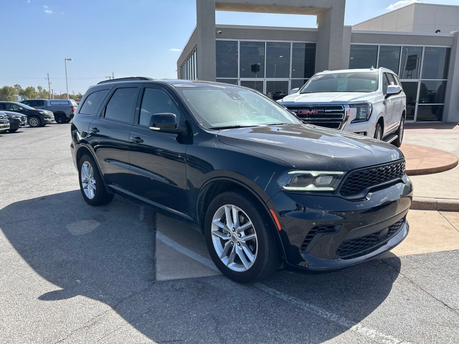Used 2024 Dodge Durango GT RWD image 3