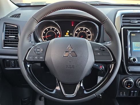 New 2026 Mitsubishi Outlander Sport LE AWD/4WD image 13