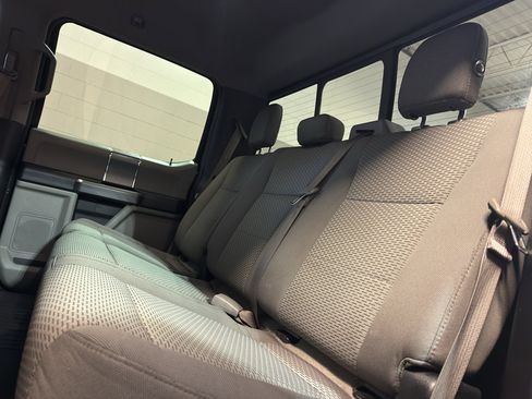 Used 2016 Ford F150 XLT w/ Equipment Group 302A Luxury AWD/4WD image 28