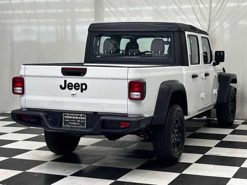 New 2026 Jeep Gladiator Sport image 7