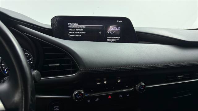 Used 2019 MAZDA MAZDA3 Sedan w/ Preferred Package FWD image 27