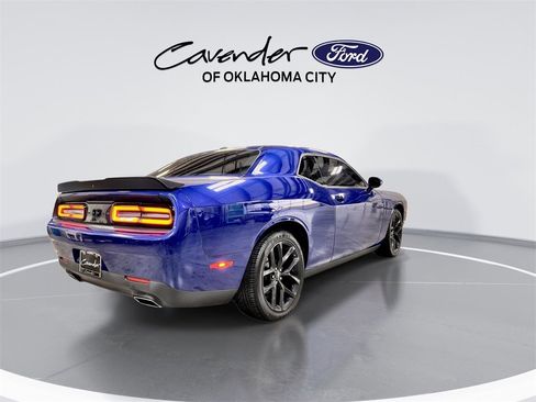 Used 2021 Dodge Challenger SXT w/ Blacktop Package image 8