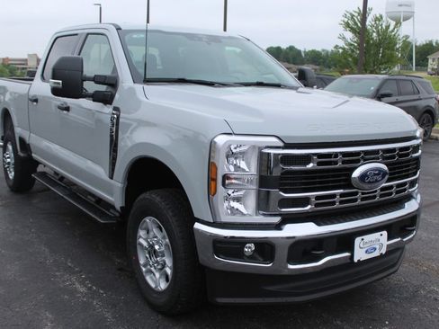 New 2026 Ford F350 XLT AWD/4WD image 11