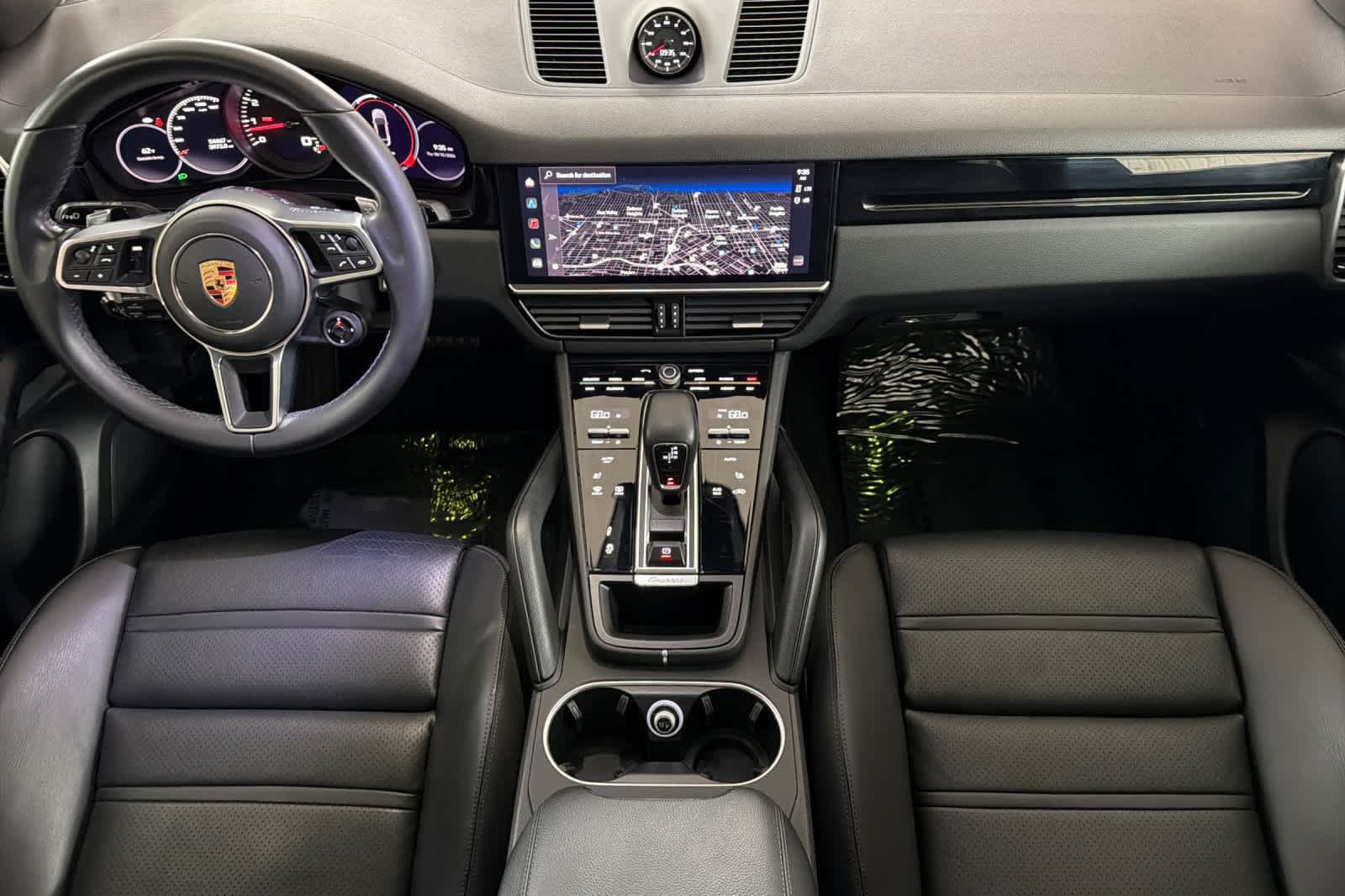 Used 2022 Porsche Cayenne Coupe AWD/4WD image 3