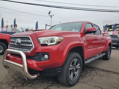 Used 2017 Toyota Tacoma TRD Sport w/ Exterior Package