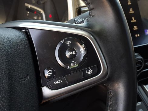 Used 2020 Honda CR-V Touring image 40