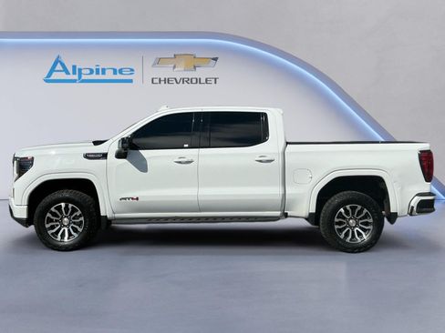 Used 2023 GMC Sierra 1500 AT4 w/ AT4 Premium Package AWD/4WD image 2
