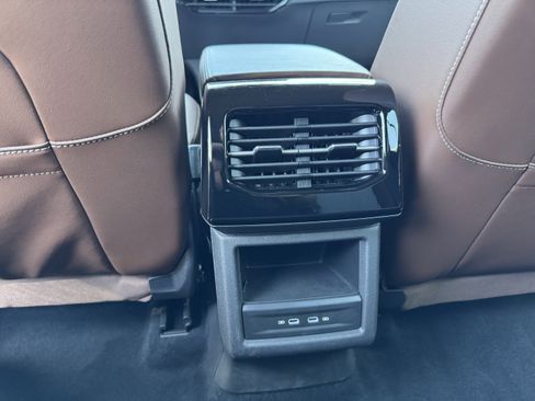 Used 2023 Volkswagen ID.4 Pro RWD image 30