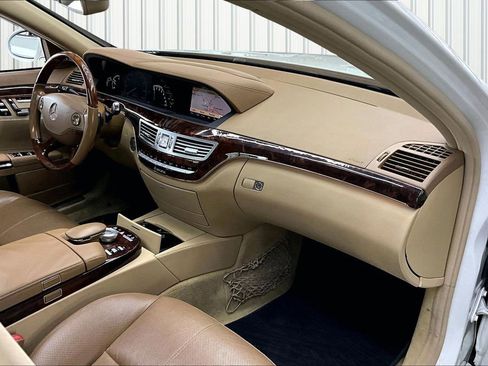 Used 2009 Mercedes-Benz S 550 4MATIC image 28