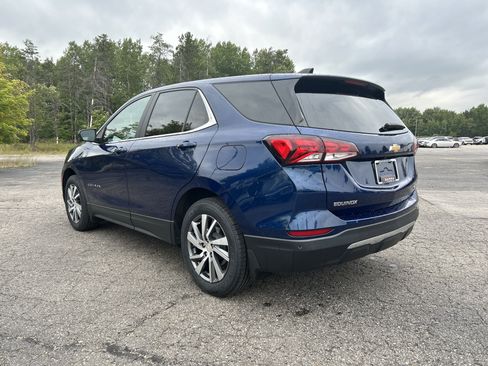 Used 2022 Chevrolet Equinox LT AWD/4WD image 5