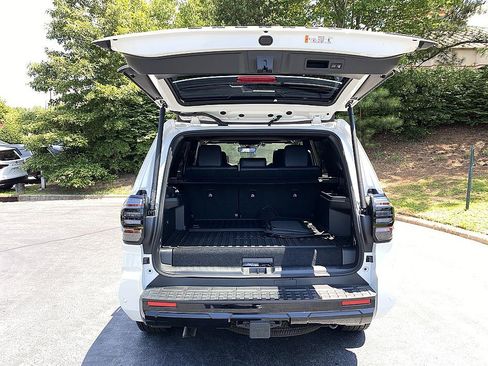 Used 2026 Toyota 4Runner Platinum AWD/4WD image 23