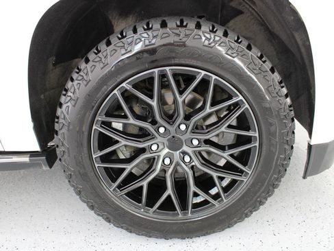 Used 2020 GMC Yukon XL Denali w/ Denali Ultimate Package image 91