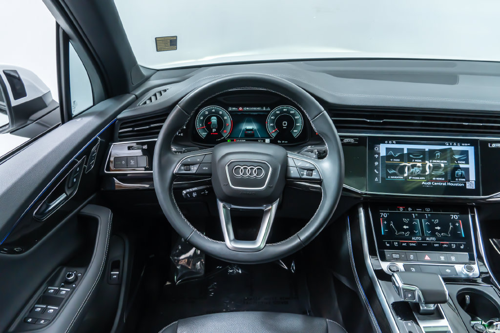 Used 2025 Audi Q7 3.0T Premium Plus AWD/4WD image 15