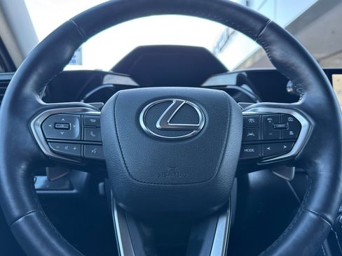 Used 2025 Lexus NX 350h AWD w/ Premium Package image 20