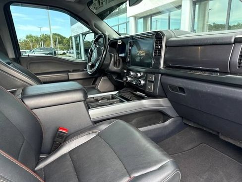 Used 2023 Ford F250 Lariat w/ Sport Appearance Package AWD/4WD image 3