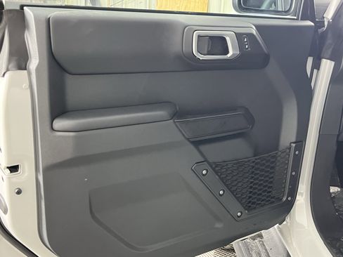 New 2026 Ford Bronco Outer Banks w/ Sasquatch Package AWD/4WD image 13