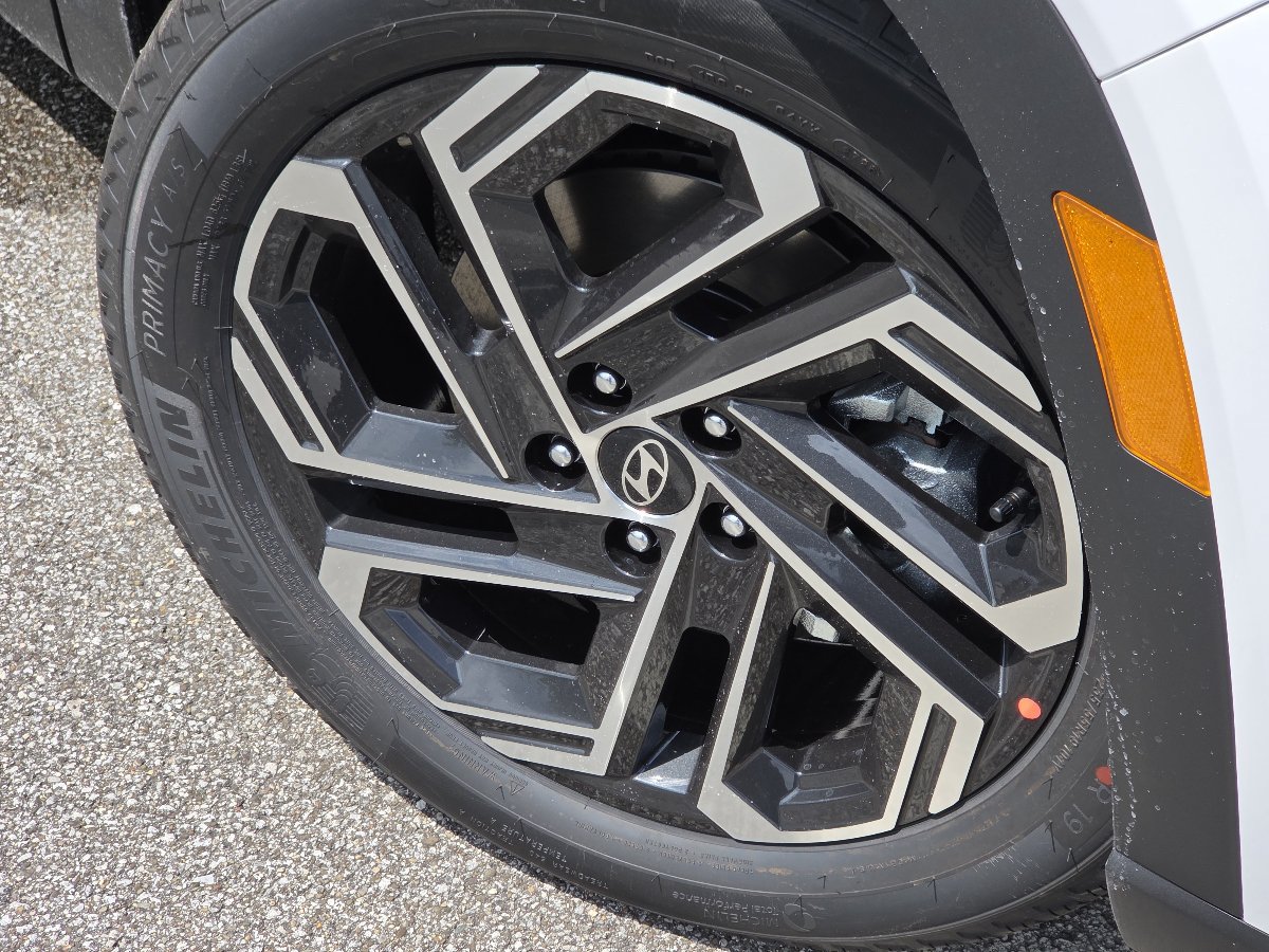 New 2026 Hyundai Tucson SEL Plus AWD/4WD image 13