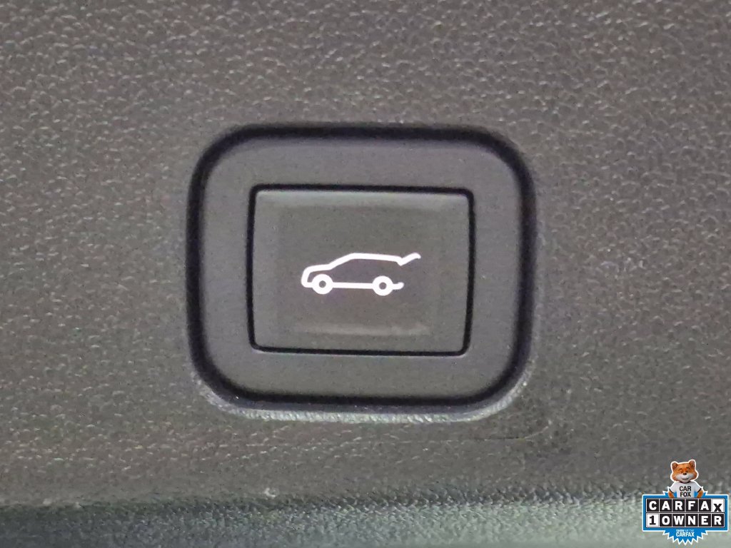 Used 2026 Chevrolet Traverse LT w/ Driver Confidence Package FWD image 29