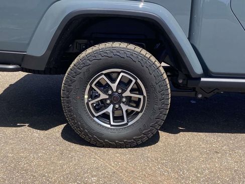 New 2026 Jeep Gladiator Mojave AWD/4WD image 38