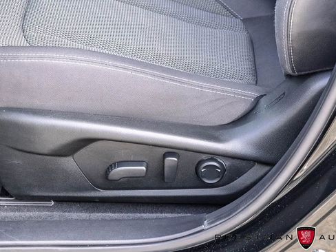 Used 2024 Subaru Crosstrek 2.0i Premium image 20