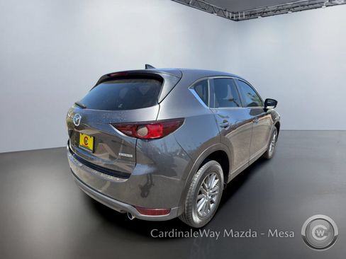 Used 2020 MAZDA CX-5 Touring FWD image 4