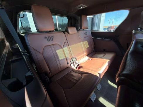 Used 2023 Ford Expedition Max King Ranch image 12