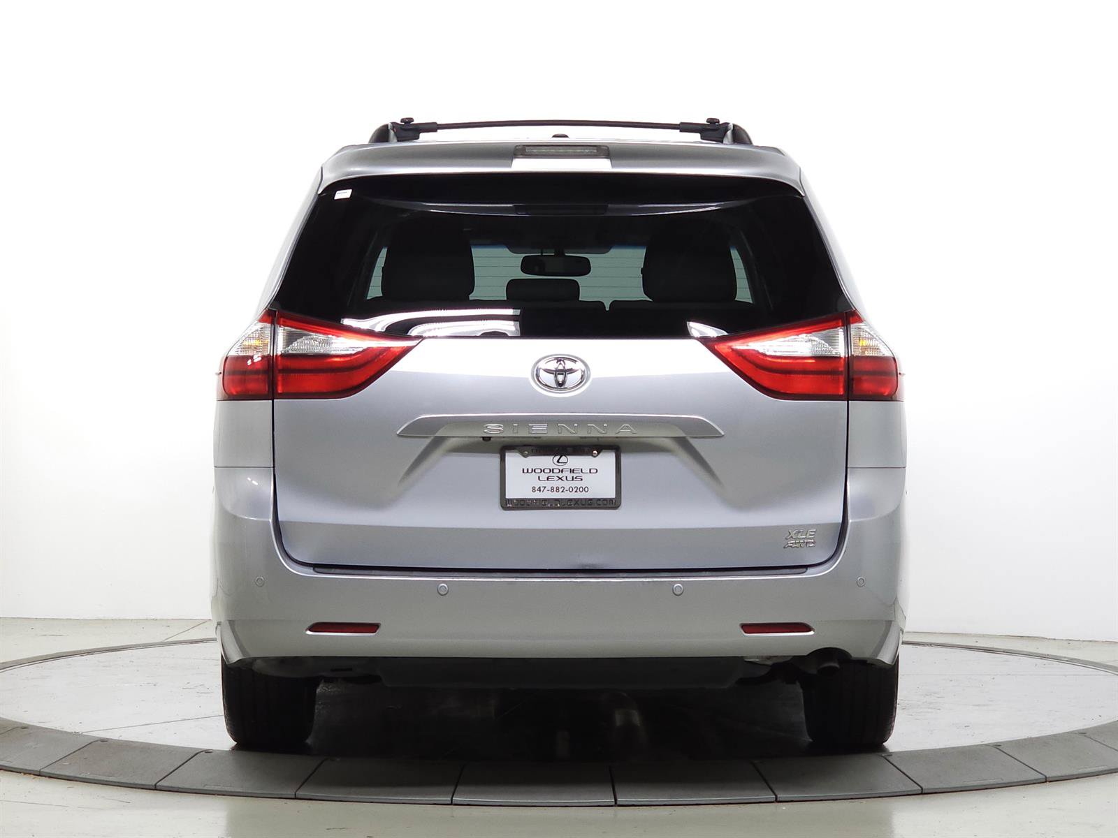 Used 2015 Toyota Sienna XLE w/ XLE Navigation Package AWD/4WD image 6